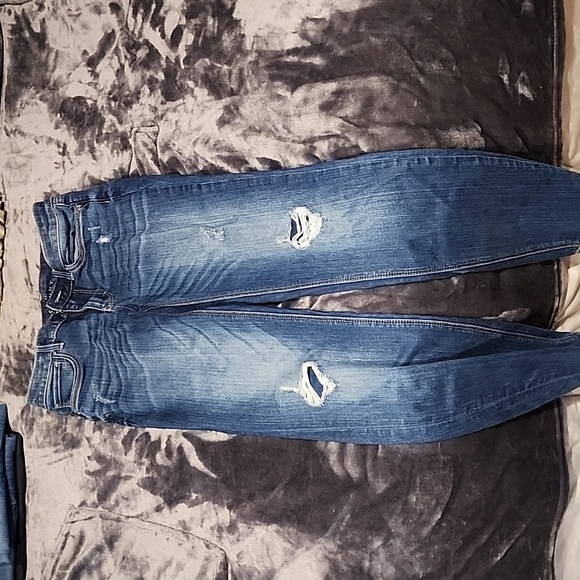 White House Black Market skinny jeans distressed with patches not holes - Picture 1 of 4